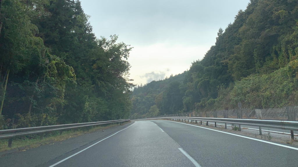九州の人間からみて、山陽自動車道と中国自動車道、どちらが走りやすいか？
